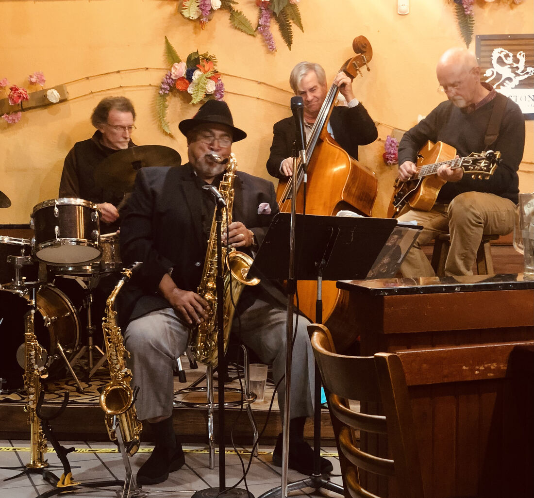 Ron Burris performing with his quartet at a Bay Area restaurant